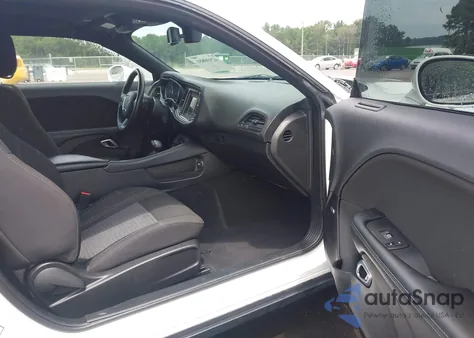 2023 Dodge Challenger Sxt from USA, damaged, VIN 2C3CDZAG7PH590614